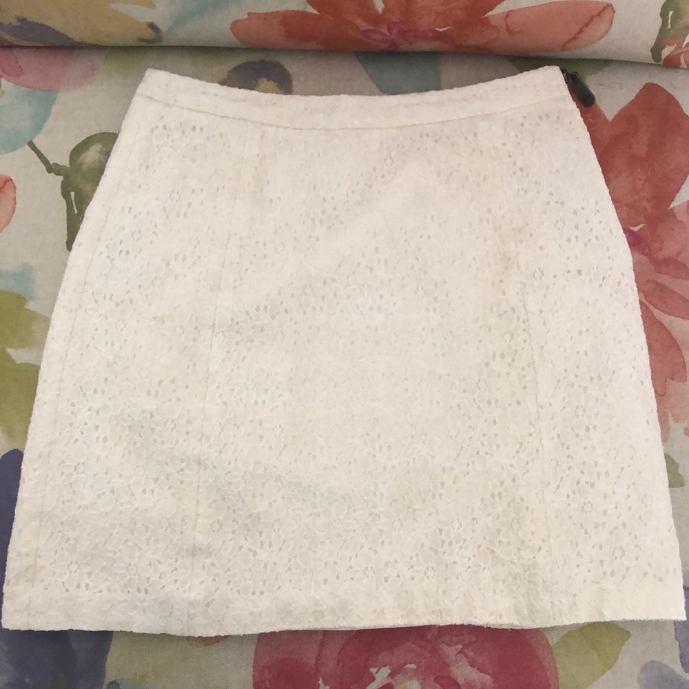 Floral Lace Pencil Skirt